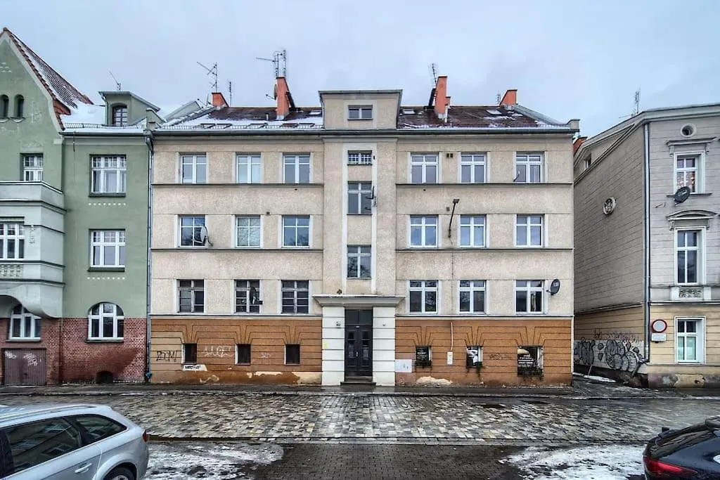 Bright Apartment By The Park & The River Wrocław